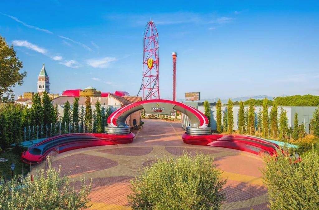 PortAventura Park y Ferrari Land en hotel 4* de Costa Dorada, ¡Vívelo! - Ponient Vila Centric by PortAventura World