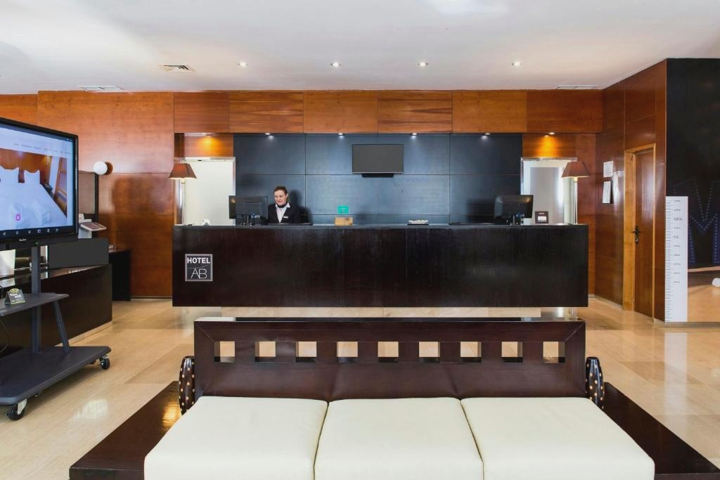 Fin de semana a 30 minutos de Madrid: hotel 4* y desayunos incluidos - Sercotel AB Arganda