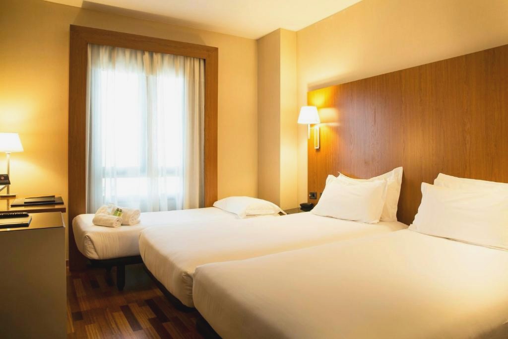 Fin de semana a 30 minutos de Madrid: hotel 4* y desayunos incluidos - Sercotel AB Arganda