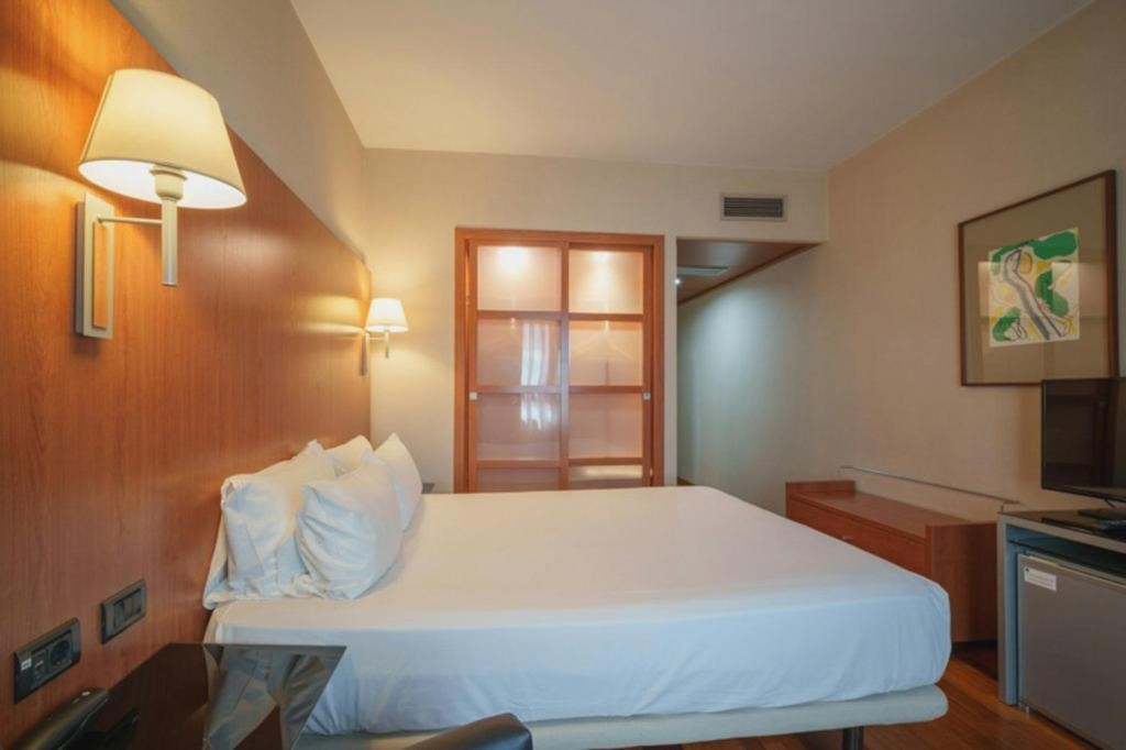 Fin de semana a 30 minutos de Madrid: hotel 4* y desayunos incluidos - Sercotel AB Arganda