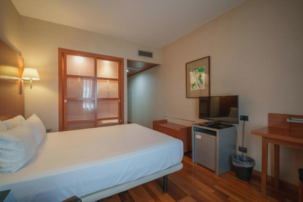 Fin de semana a 30 minutos de Madrid: hotel 4* y desayunos incluidos - Sercotel AB Arganda
