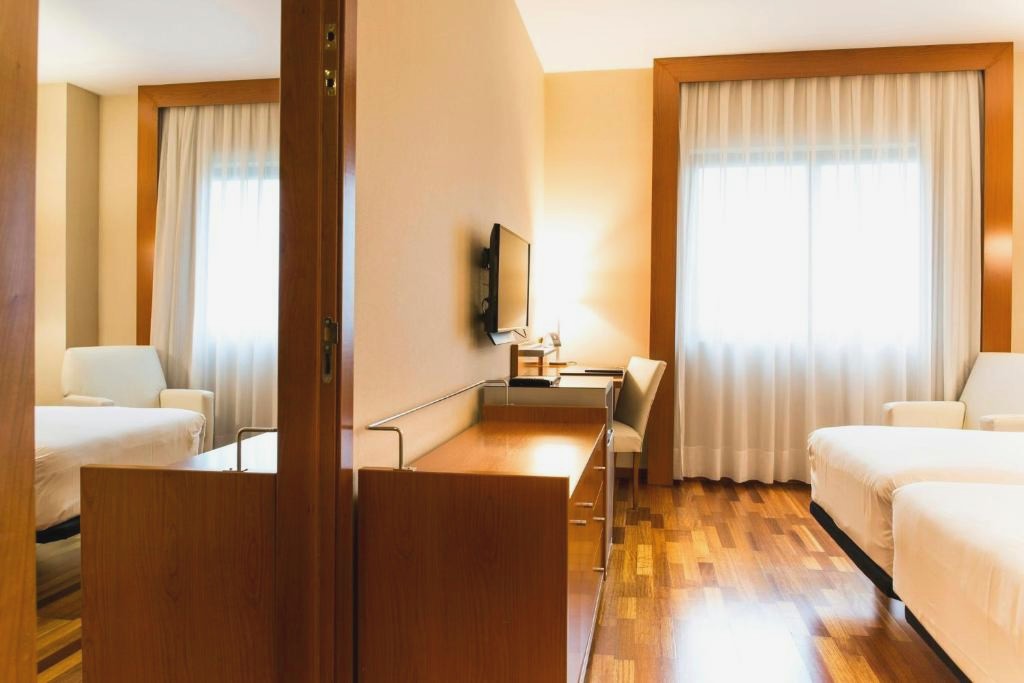 Fin de semana a 30 minutos de Madrid: hotel 4* y desayunos incluidos - Sercotel AB Arganda