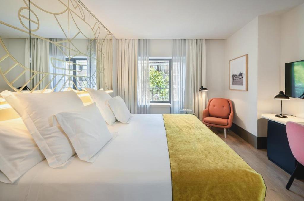 Lujo en hotel 5* en pleno centro de Madrid con desayunos - Barceló Torre de Madrid