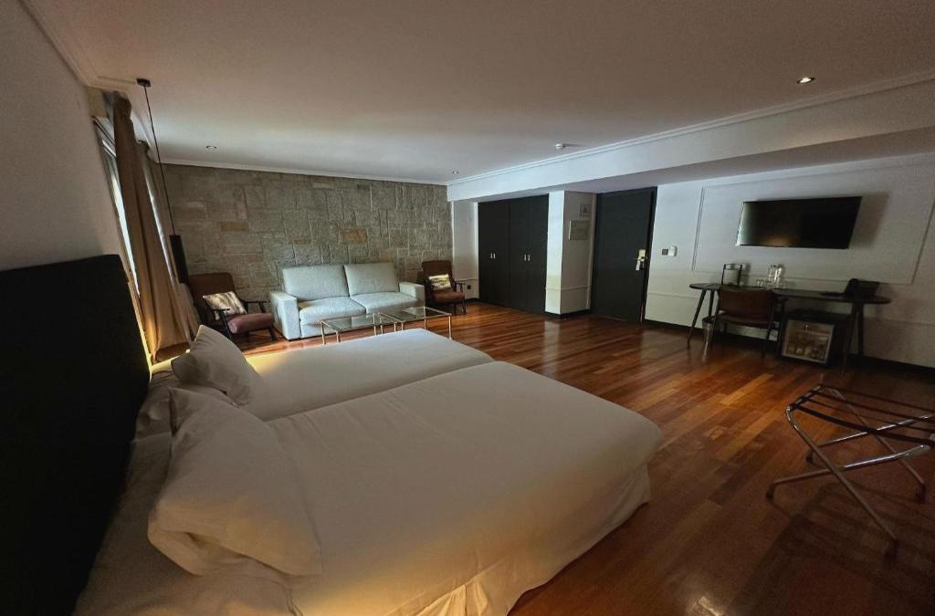 Desconexión total: Naturaleza y Spa en un hotel 4* en Navacerrada - Hotel Hita