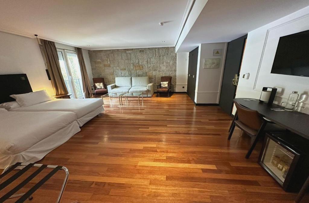 Desconexión total: Naturaleza y Spa en un hotel 4* en Navacerrada - Hotel Hita