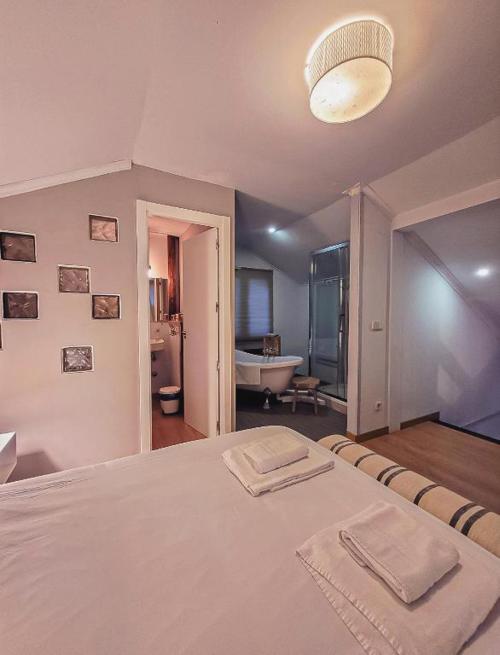 Desconexión total: Naturaleza y Spa en un hotel 4* en Navacerrada - Hotel Hita