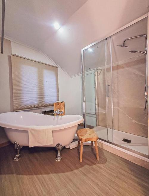 Desconexión total: Naturaleza y Spa en un hotel 4* en Navacerrada - Hotel Hita