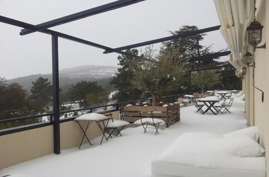 Desconexión total: Naturaleza y Spa en un hotel 4* en Navacerrada - Hotel Hita