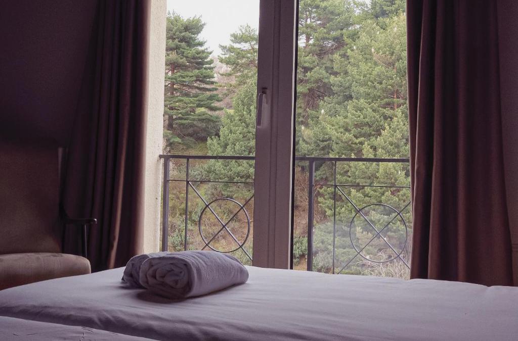 Desconexión total: Naturaleza y Spa en un hotel 4* en Navacerrada - Hotel Hita