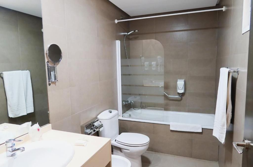 Hotel 4* en Valencia con Museo de las Ciencias u Oceanogràfic - Hotel Benetusser