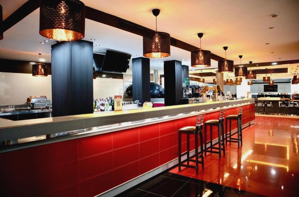 Hotel 4* en Valencia con Museo de las Ciencias u Oceanogràfic - Hotel Benetusser