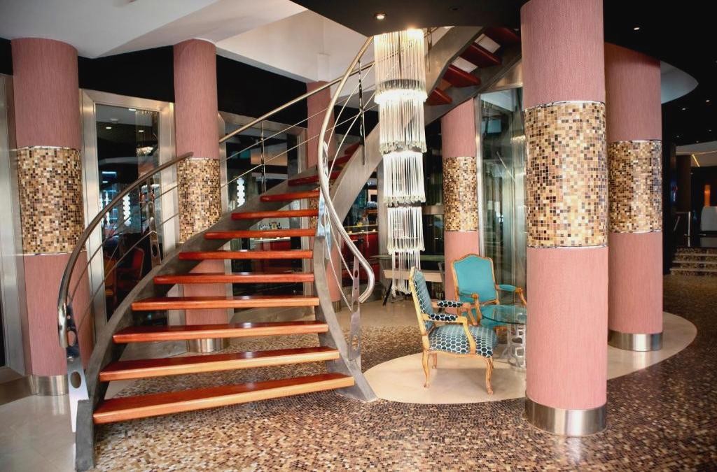 Hotel 4* en Valencia con Museo de las Ciencias u Oceanogràfic - Hotel Benetusser