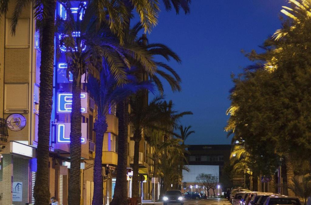 Benicarló a pie de paseo marítimo: ¡Disfruta la costa desde primera línea! - El Pinche de Oro