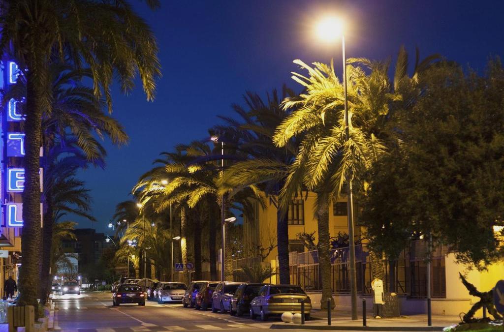 Benicarló a pie de paseo marítimo: ¡Disfruta la costa desde primera línea! - El Pinche de Oro