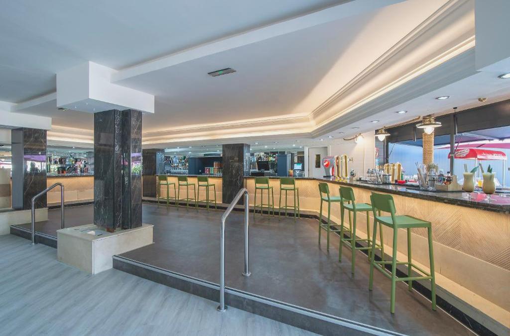 Hotel 4* muy cerca de la Playa de Levante: ¡planazo en Benidorm! - Hotel Benidorm East by Pierre & Vacances