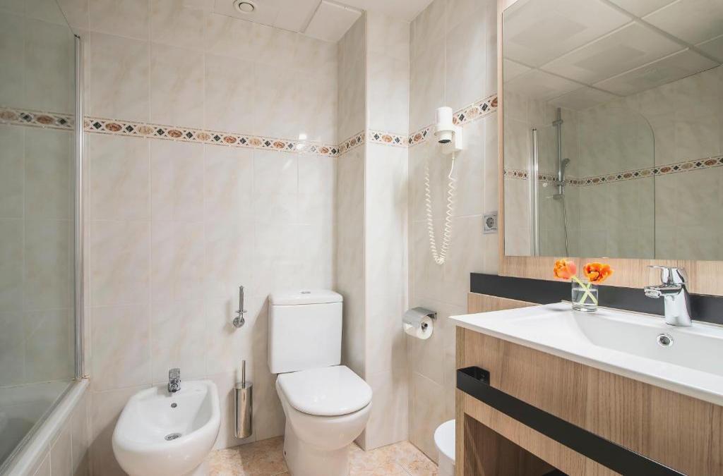 Hotel 4* muy cerca de la Playa de Levante: ¡planazo en Benidorm! - Hotel Benidorm East by Pierre & Vacances