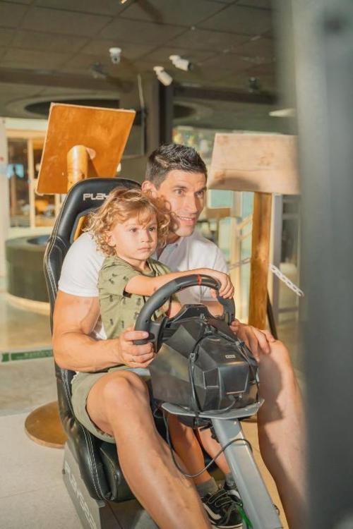 ¡Especial familias! Benidorm en 4* tematizado, y ¡1º y 2º niños viajan GRATIS! - Aparthotel Magic Tropical Splash