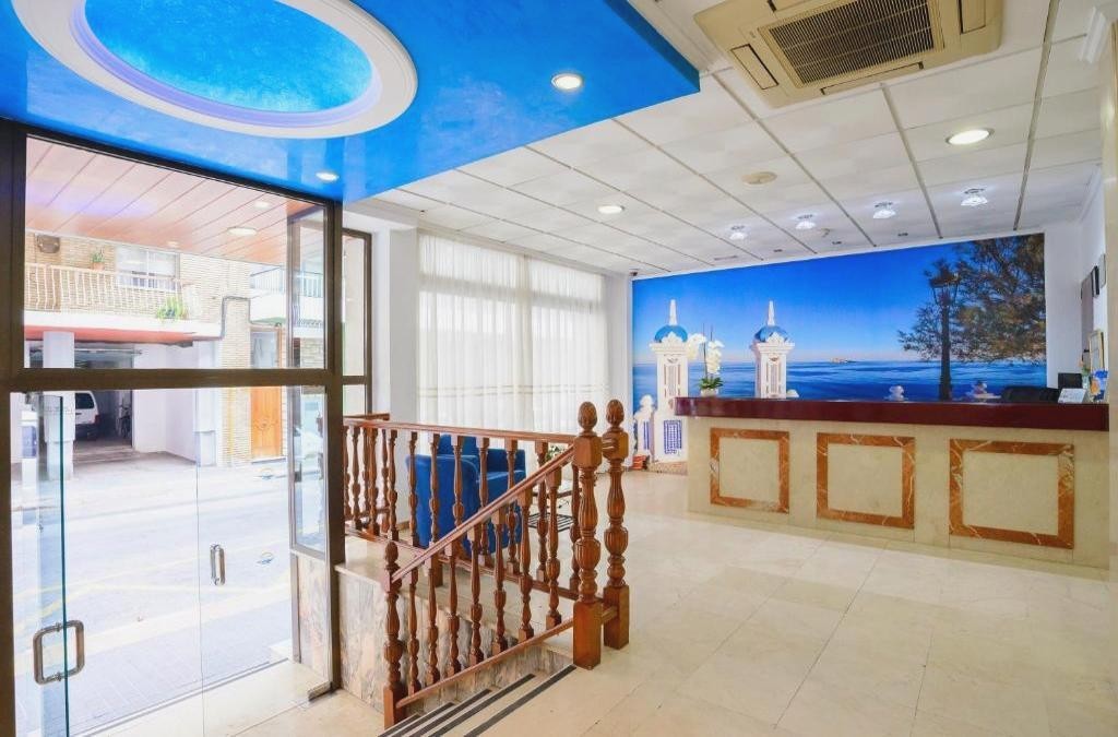 Benidorm Poniente: Beach, City Vibes and Comfort