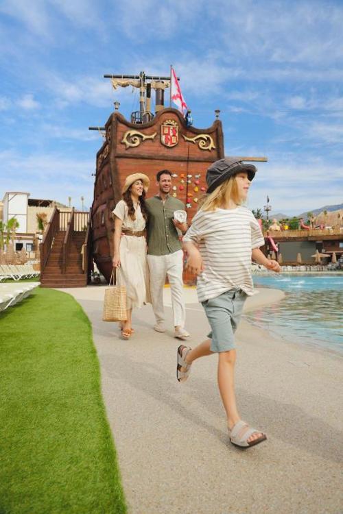 ¡Desata tu espíritu pirata en Benidorm y estrena hotel 4*! 1 niño viaja GRATIS - Magic Pirates Island