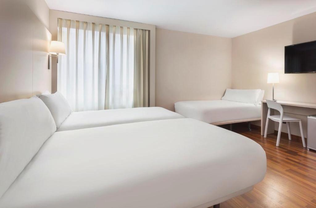¡Hotel céntrico en Castellón con Desayuno!
