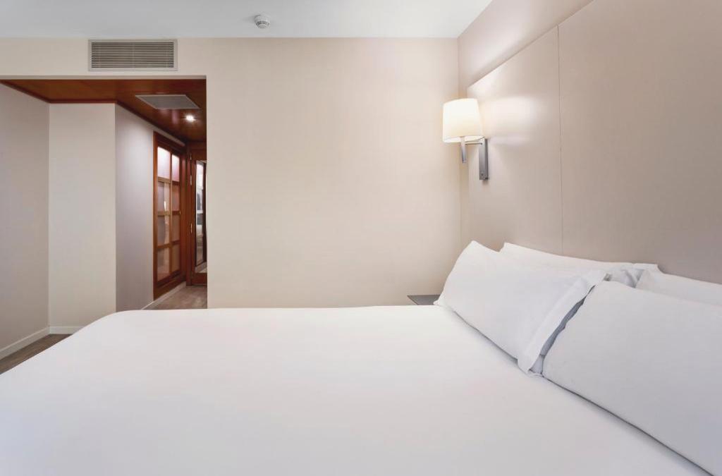 ¡Hotel céntrico en Castellón con Desayuno!