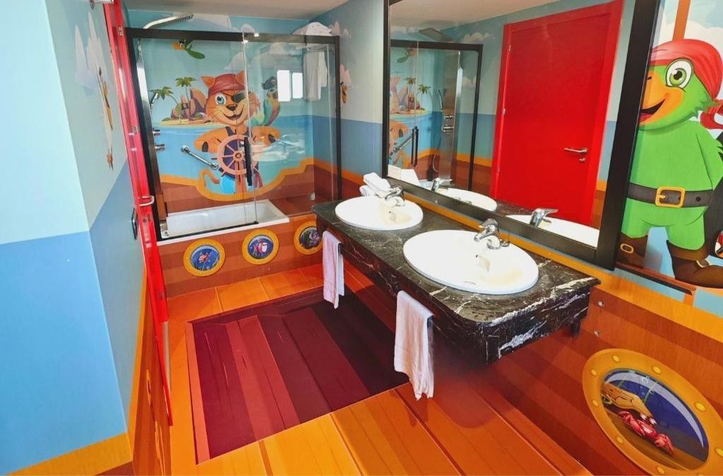 ¡La escapada más mágica! Hotel 4* con Todo Incluido Promo ¡1 Niño hasta los 16 años GRATIS! - Magic Fantasy Hotel