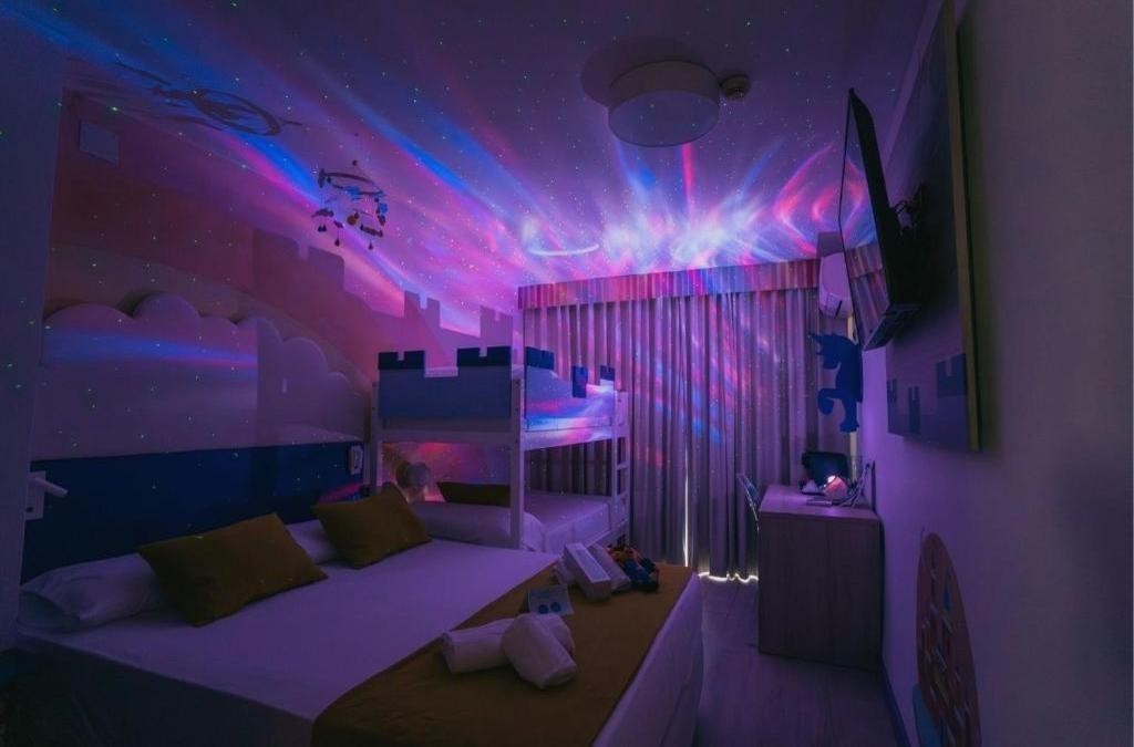 ¡La escapada más mágica! Hotel 4* con Todo Incluido Promo ¡1 Niño hasta los 16 años GRATIS! - Magic Fantasy Hotel