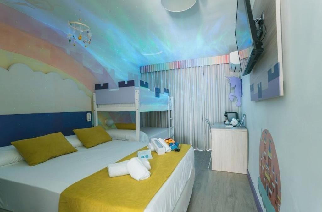 ¡La escapada más mágica! Hotel 4* con Todo Incluido Promo ¡1 Niño hasta los 16 años GRATIS! - Magic Fantasy Hotel