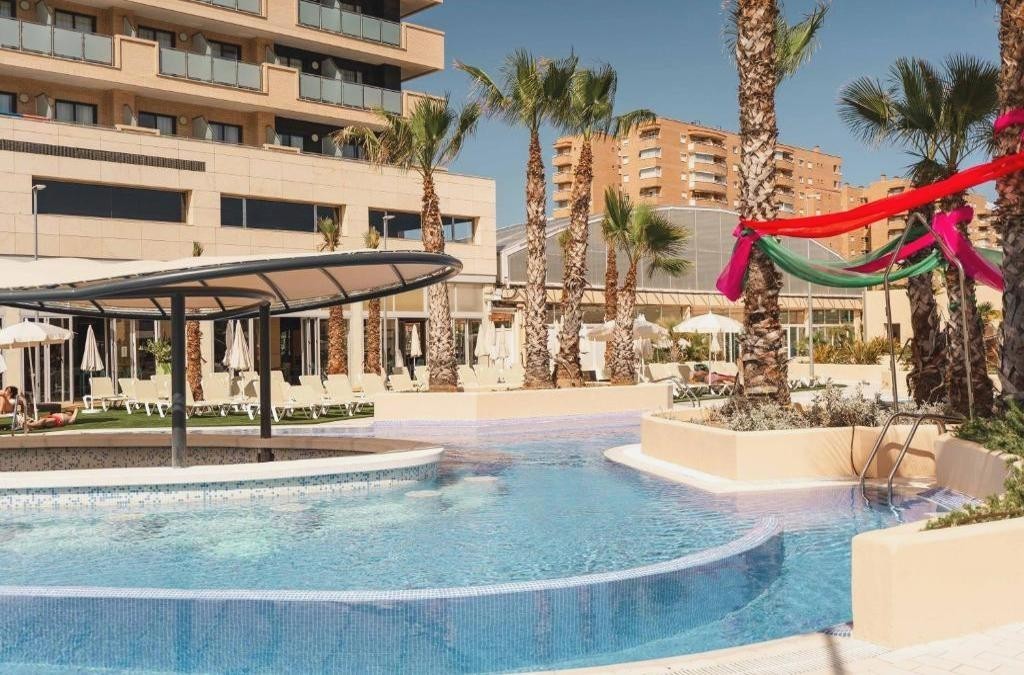 Descubre el nuevo resort Magic World con Todo Incluido ¡Niños viajan GRATIS! - Magic Sports Hotel