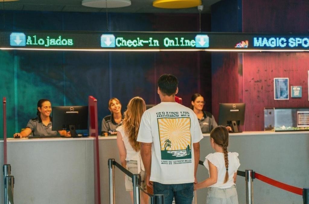 Descubre el nuevo resort Magic World con Todo Incluido ¡Niños viajan GRATIS! - Magic Sports Hotel