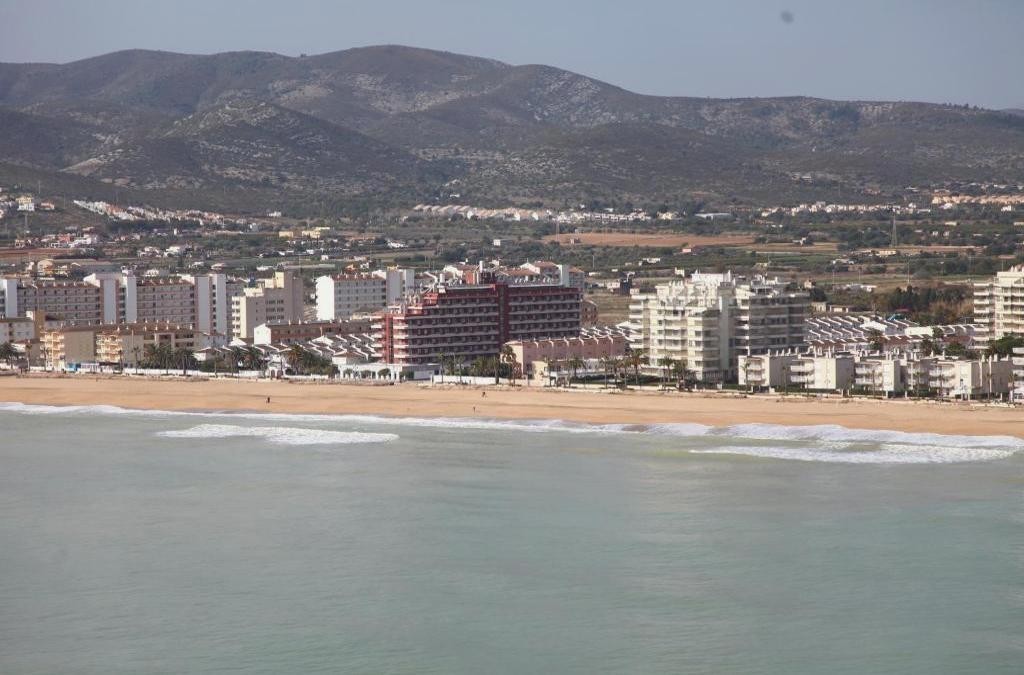 ¡A un paso del mar! Peñíscola en 4* para disfrutar en familia - Aparthotel & Spa Acualandia Peñíscola