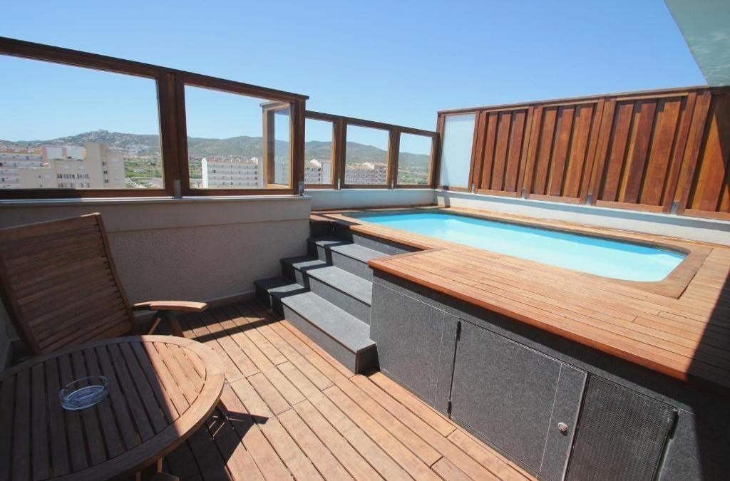 ¡A un paso del mar! Peñíscola en 4* para disfrutar en familia - Aparthotel & Spa Acualandia Peñíscola