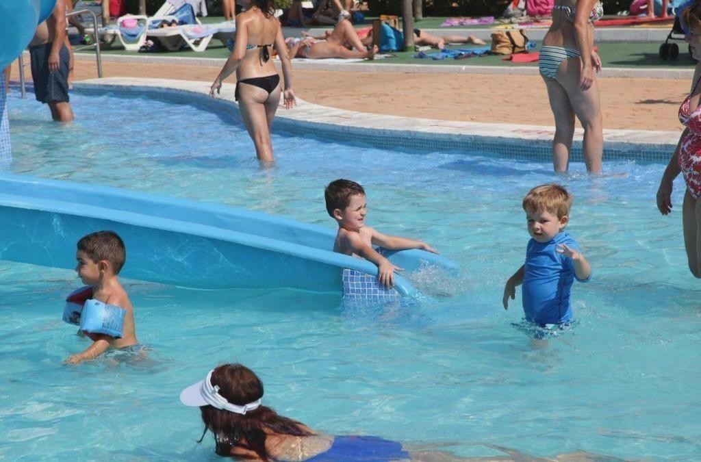 ¡A un paso del mar! Peñíscola en 4* para disfrutar en familia - Aparthotel & Spa Acualandia Peñíscola