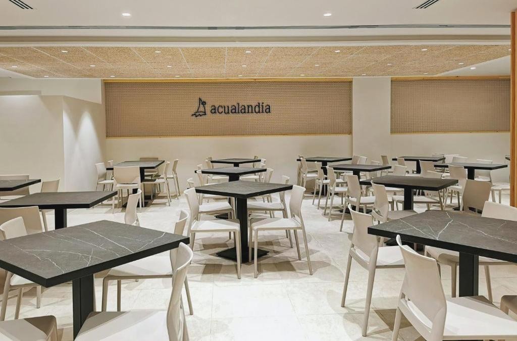 ¡A un paso del mar! Peñíscola en 4* para disfrutar en familia - Aparthotel & Spa Acualandia Peñíscola