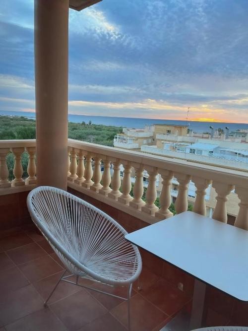 Discover the Valencian coast in the heart of Puerto de Sagunto