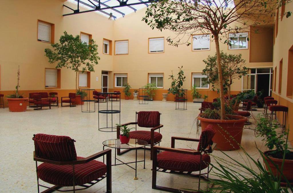 AHC Hoteles Low Cost Cáceres