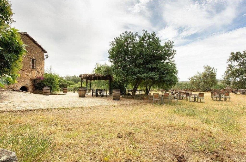 Rural experience in a 15th century farm, discover it!