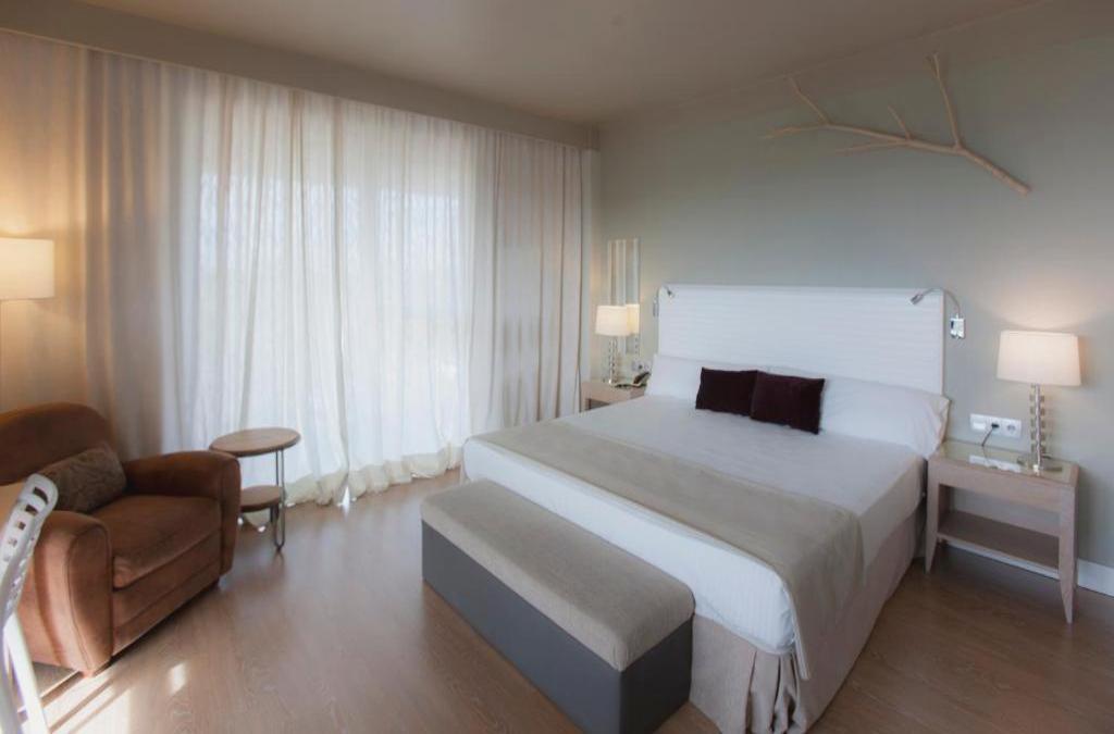 Resort Isla de Valdecañas: 4* y naturaleza en Extremadura - Vincci Valdecañas Golf