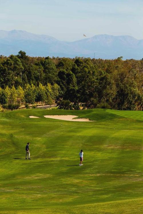 Resort Isla de Valdecañas: 4* y naturaleza en Extremadura - Vincci Valdecañas Golf