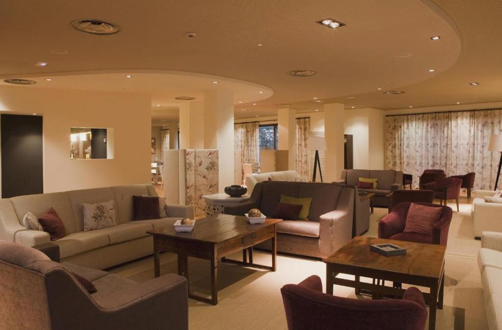 Resort Isla de Valdecañas: 4* y naturaleza en Extremadura