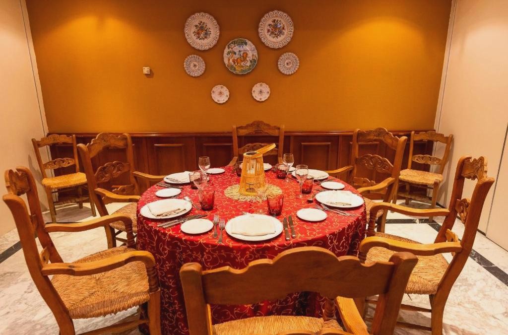 ¡Para los amantes de la historia! Descubre Mérida y su legado en hotel 4* - AZZ Mérida Medea Hotel