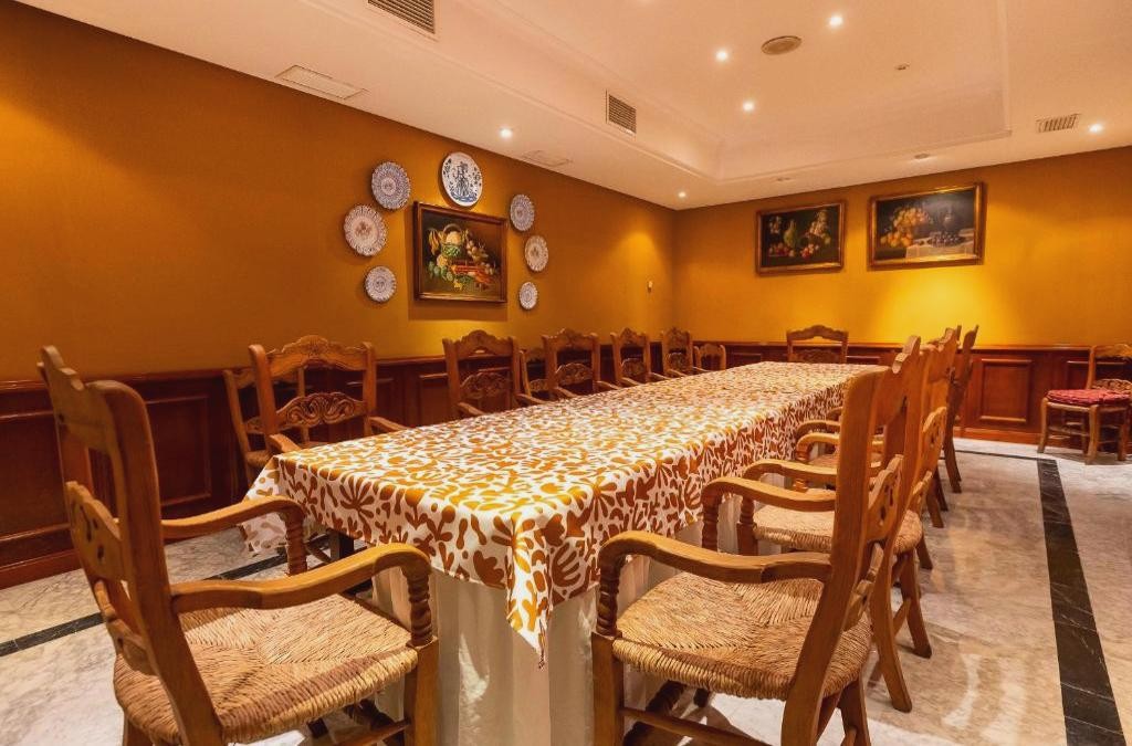 ¡Para los amantes de la historia! Descubre Mérida y su legado en hotel 4* - AZZ Mérida Medea Hotel