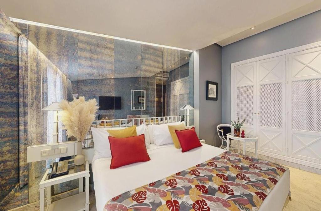 ¡Para los amantes de la historia! Descubre Mérida y su legado en hotel 4* - AZZ Mérida Medea Hotel