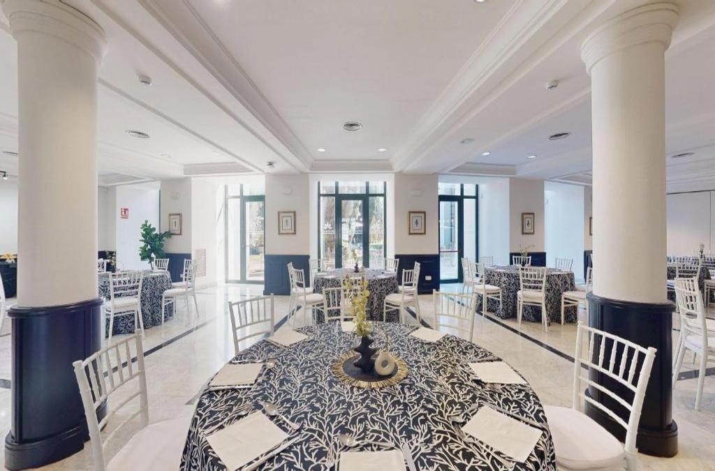 ¡Para los amantes de la historia! Descubre Mérida y su legado en hotel 4* - AZZ Mérida Medea Hotel