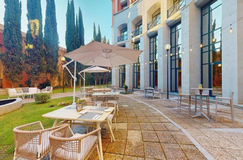 ¡Para los amantes de la historia! Descubre Mérida y su legado en hotel 4* - AZZ Mérida Medea Hotel