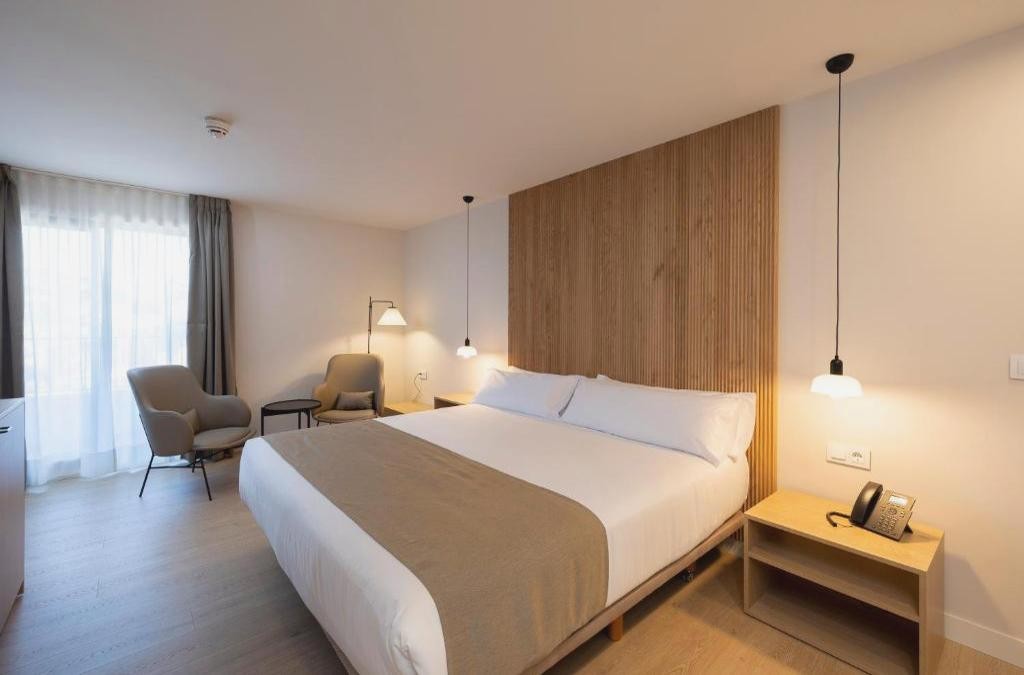 Hotel recién reformado en un entorno único de las Rías Baixas - Hotel H4 Cangas 3 Superior