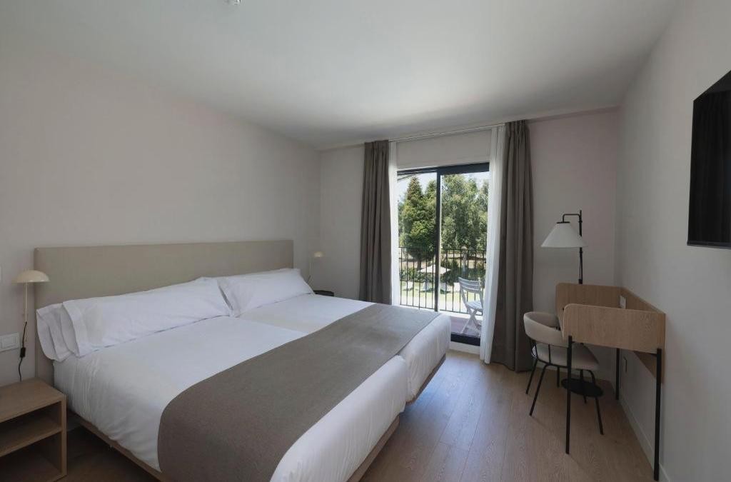 Hotel recién reformado en un entorno único de las Rías Baixas - Hotel H4 Cangas 3 Superior