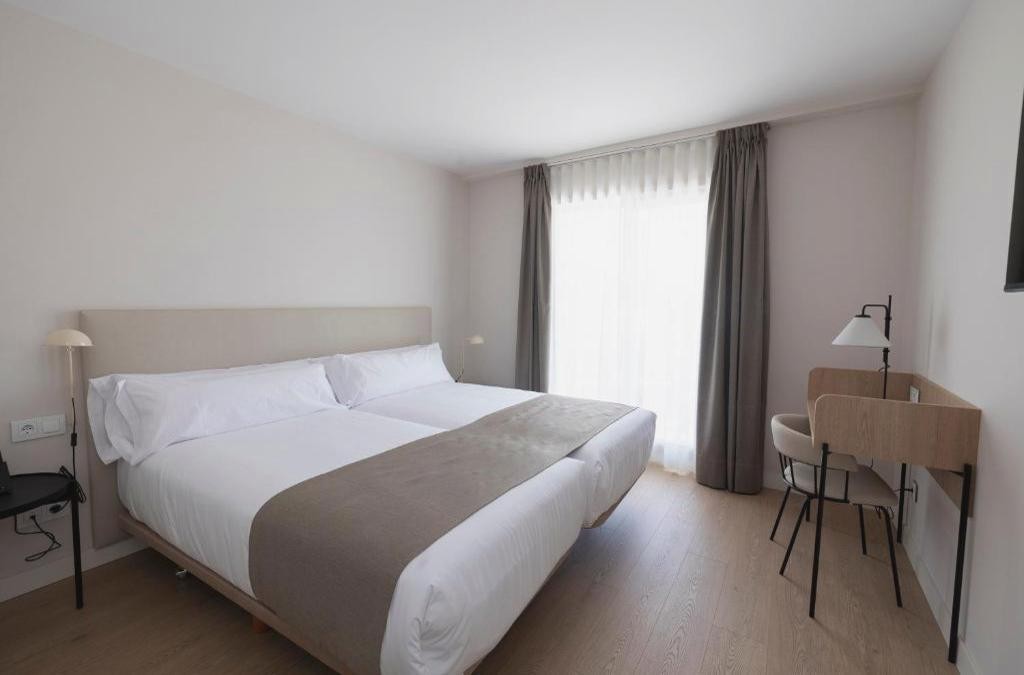 Hotel recién reformado en un entorno único de las Rías Baixas - Hotel H4 Cangas 3 Superior