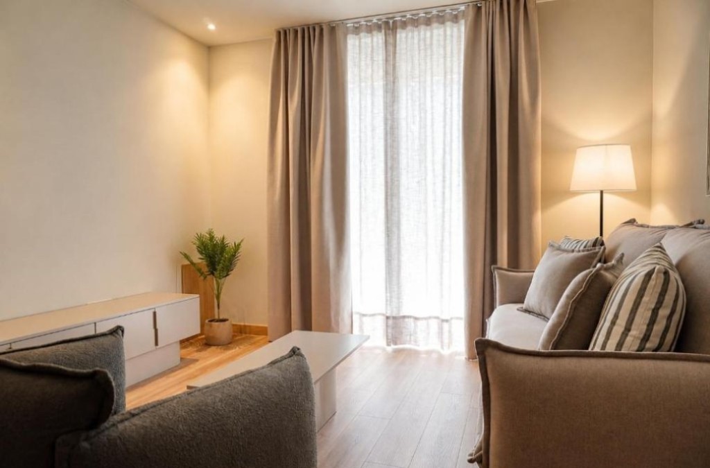 Descubre Lugo y pasea por su icónica muralla con esta oferta 4* - Hotel La Palloza
