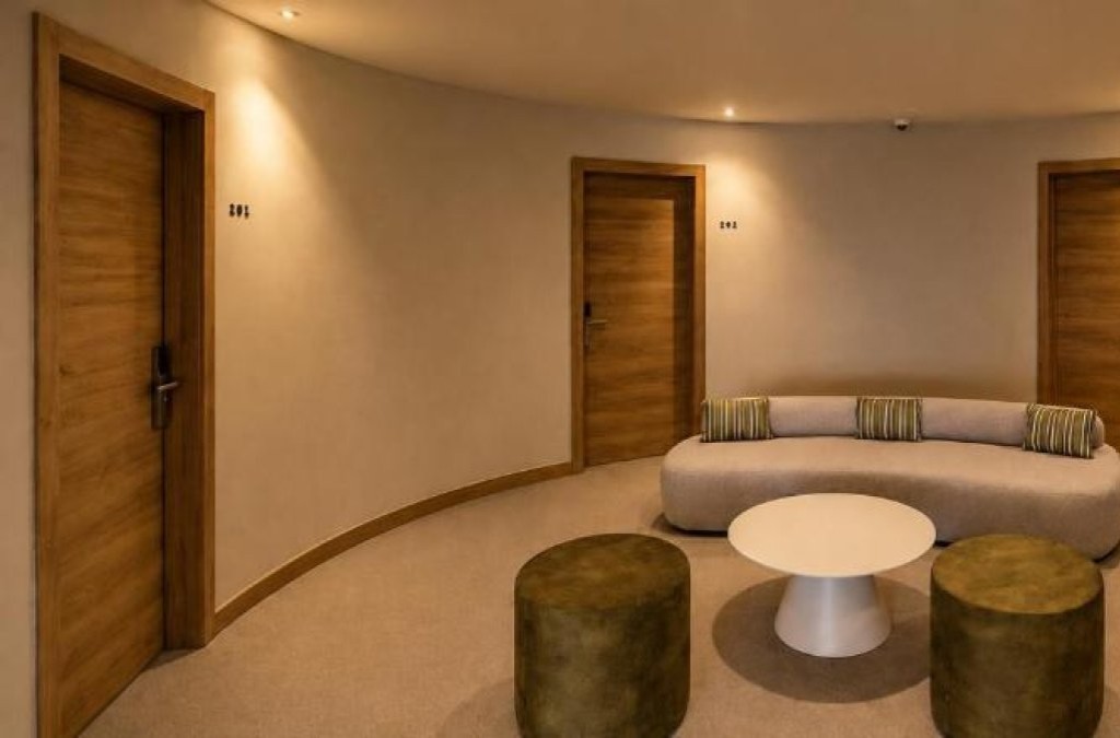 Descubre Lugo y pasea por su icónica muralla con esta oferta 4* - Hotel La Palloza